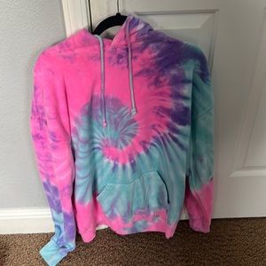 tye dye sweatshirt